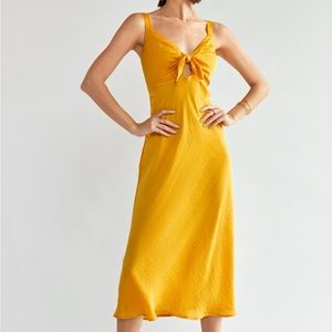 Francescas’ Tara Tie Front Satin Midi Dress Size Small